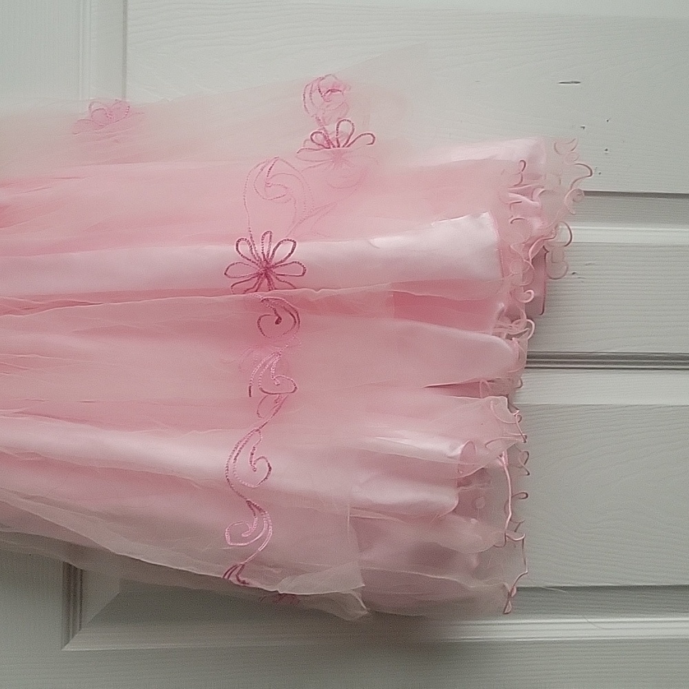 Girl's Sleeveless Dress - Picture 7 of 11